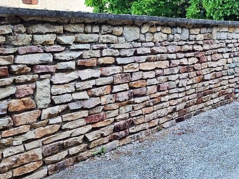 traitement de mur avec pulveryclean 1 768x576