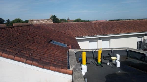 Pulveryclean17 la rochelle demoussage nettoyage toitures facades terrasses jucquois fabien 51