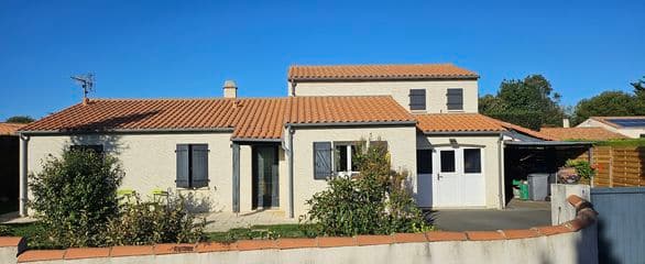 Pulveryclean17 la rochelle demoussage nettoyage toitures facades terrasses jucquois fabien 53